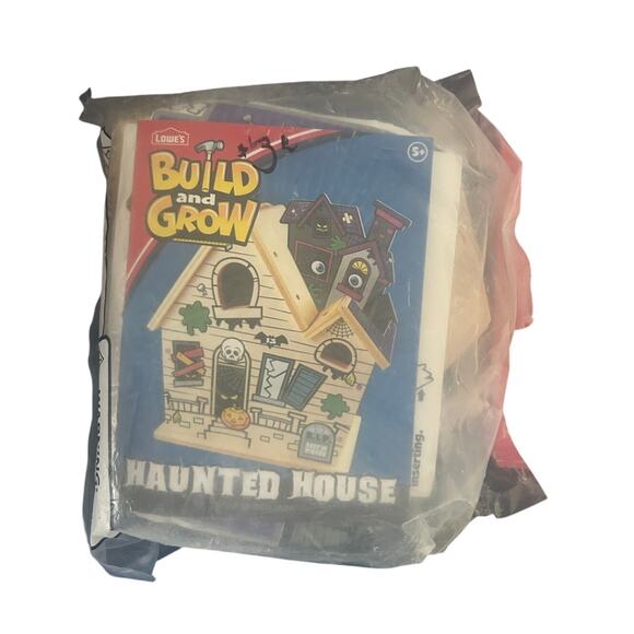 Lot of Kid's Crafts Haunted House Bird Feeder Penske Truck Teddy Bear and More - Picture 2 of 7